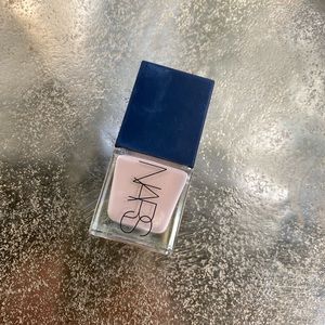 NARS .5 fl Oz Natural Radiant Longwear foundation